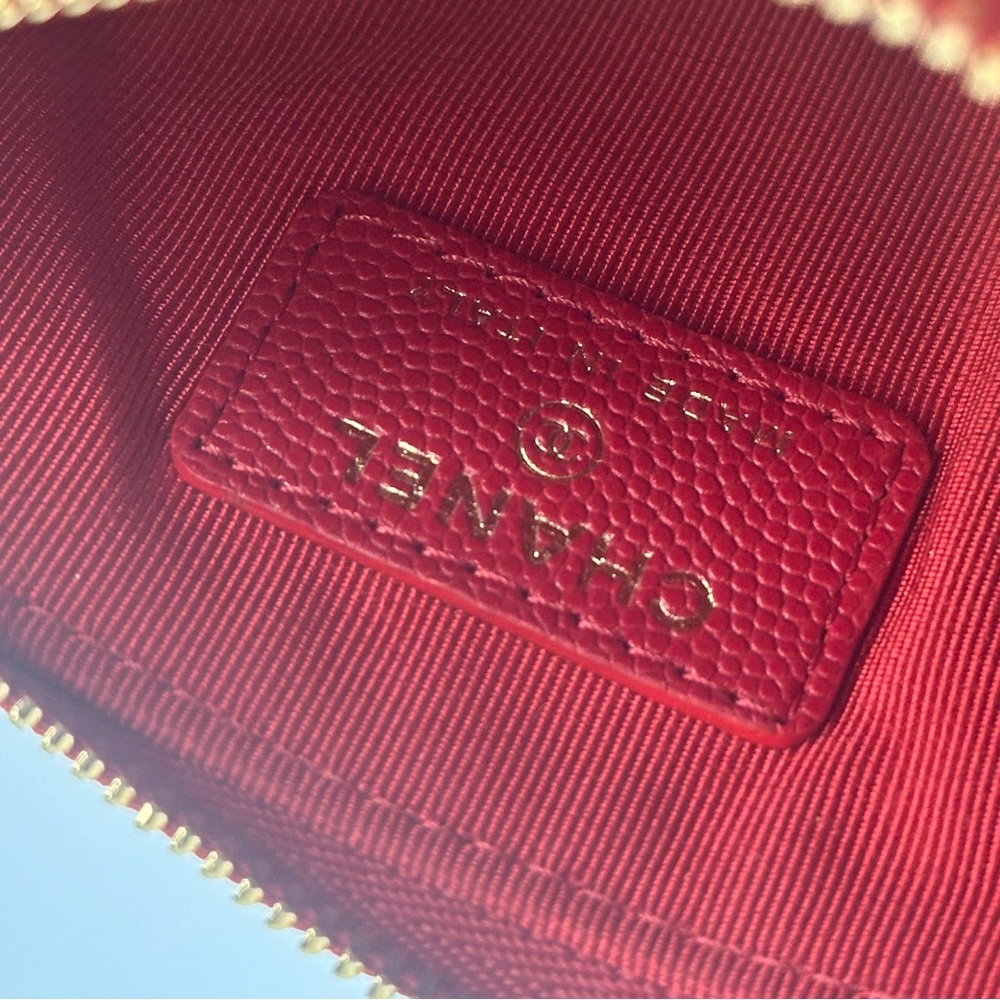 Caviar Quilted Small Cosmetic Case Red - Picture 13 of 14